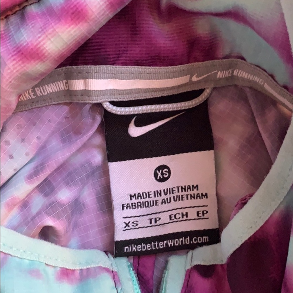 Nike jacket - Picture 2 of 8